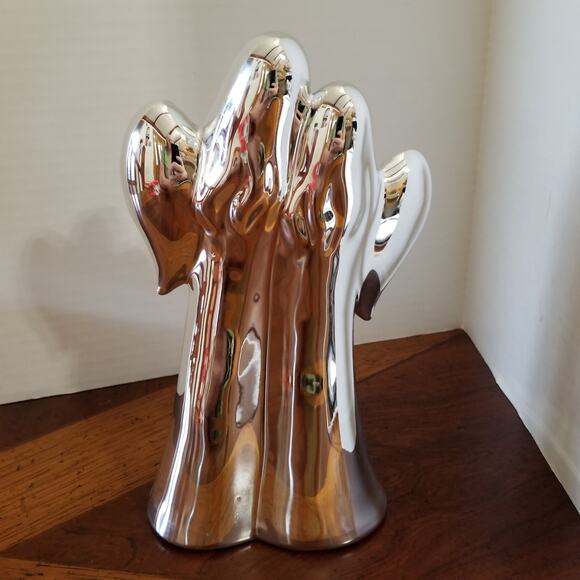 Two female angels silver ceramic nine and one half in. tall - Picture 4 of 9